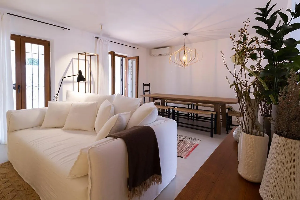 Con Encanto, Relajante, Centrica Fuengirola